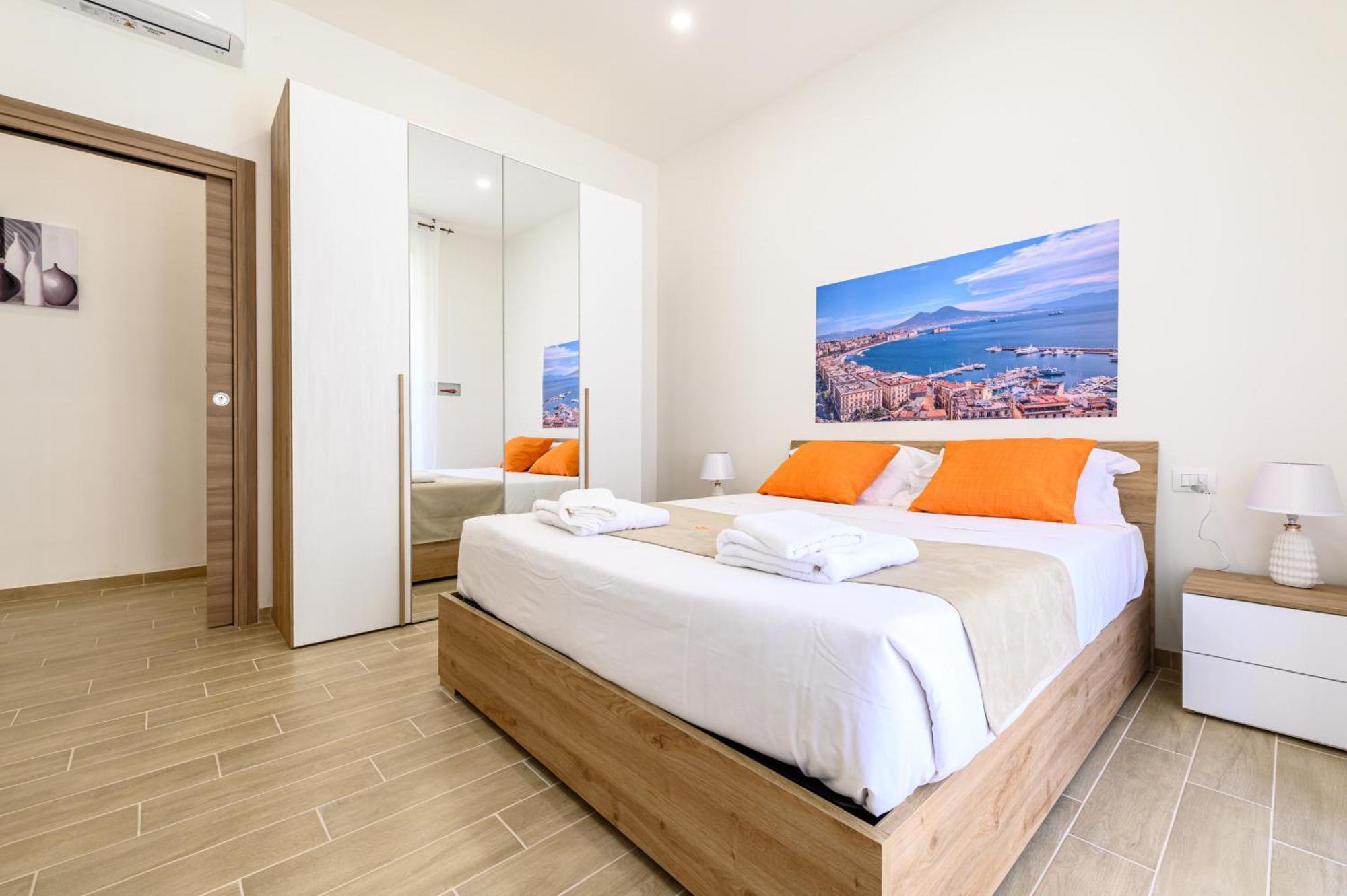Domus Romeo Apartment Naples